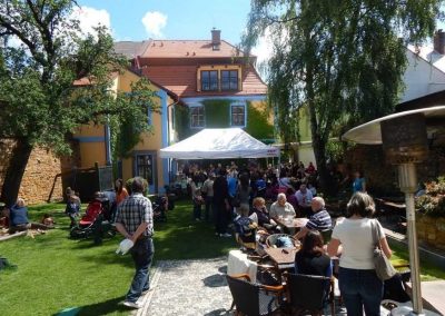 Kavárna Modré dveře